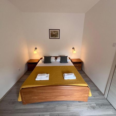 Apartments Iskra Rovinj Extérieur photo