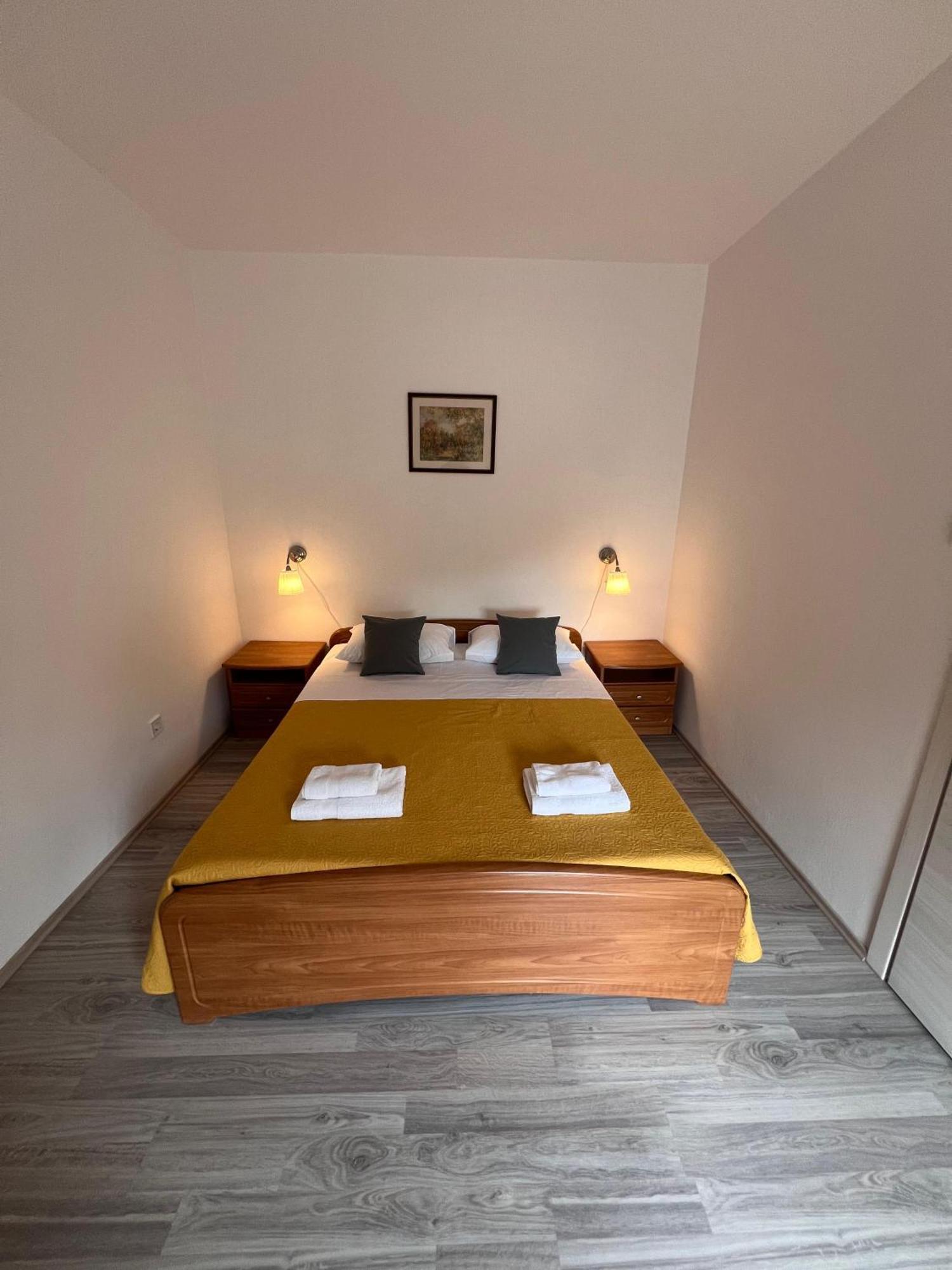 Apartments Iskra Rovinj Extérieur photo